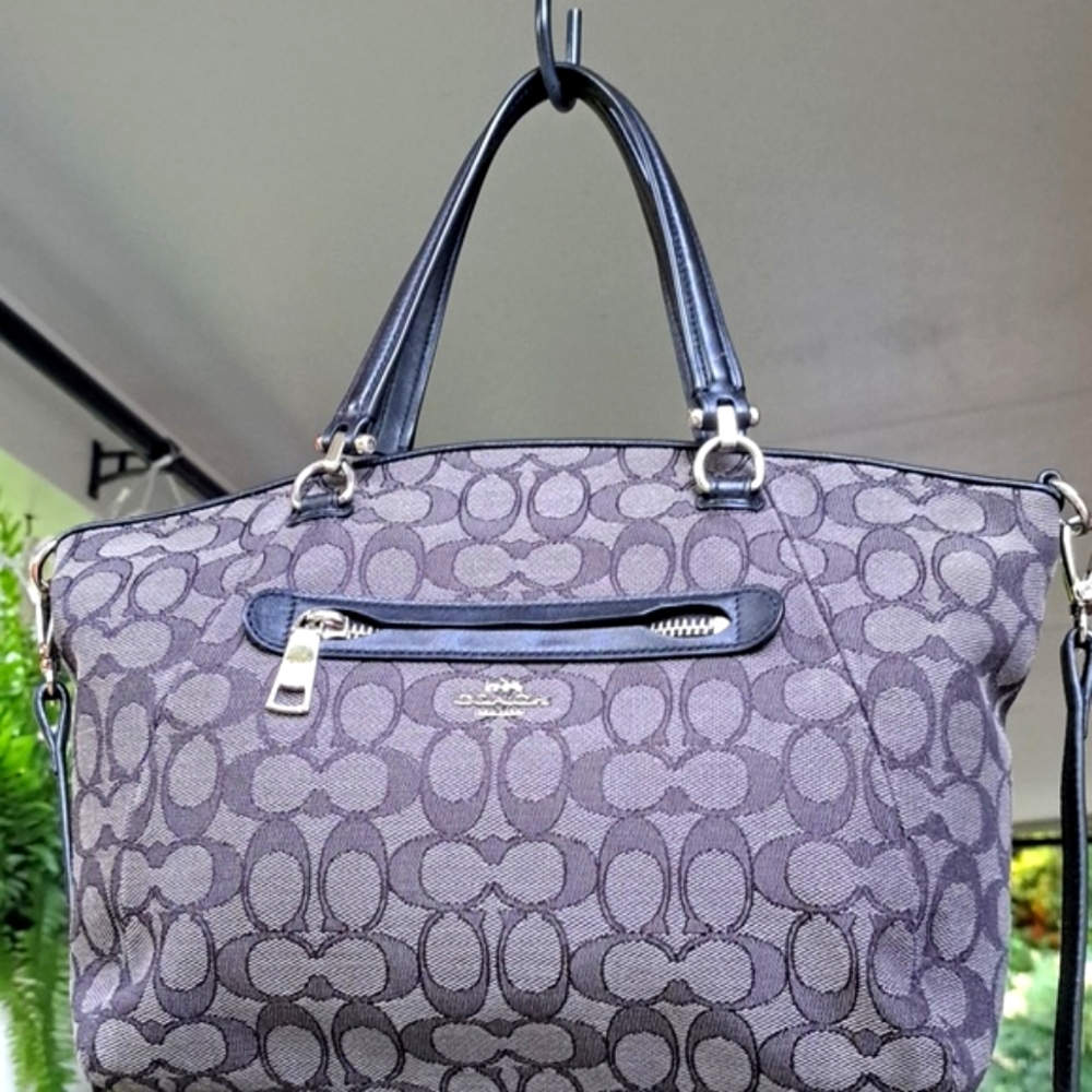COACH Prairie 36311 Black& Gray "C" Signature, Silver Hardware EC - Picture 7 of 12